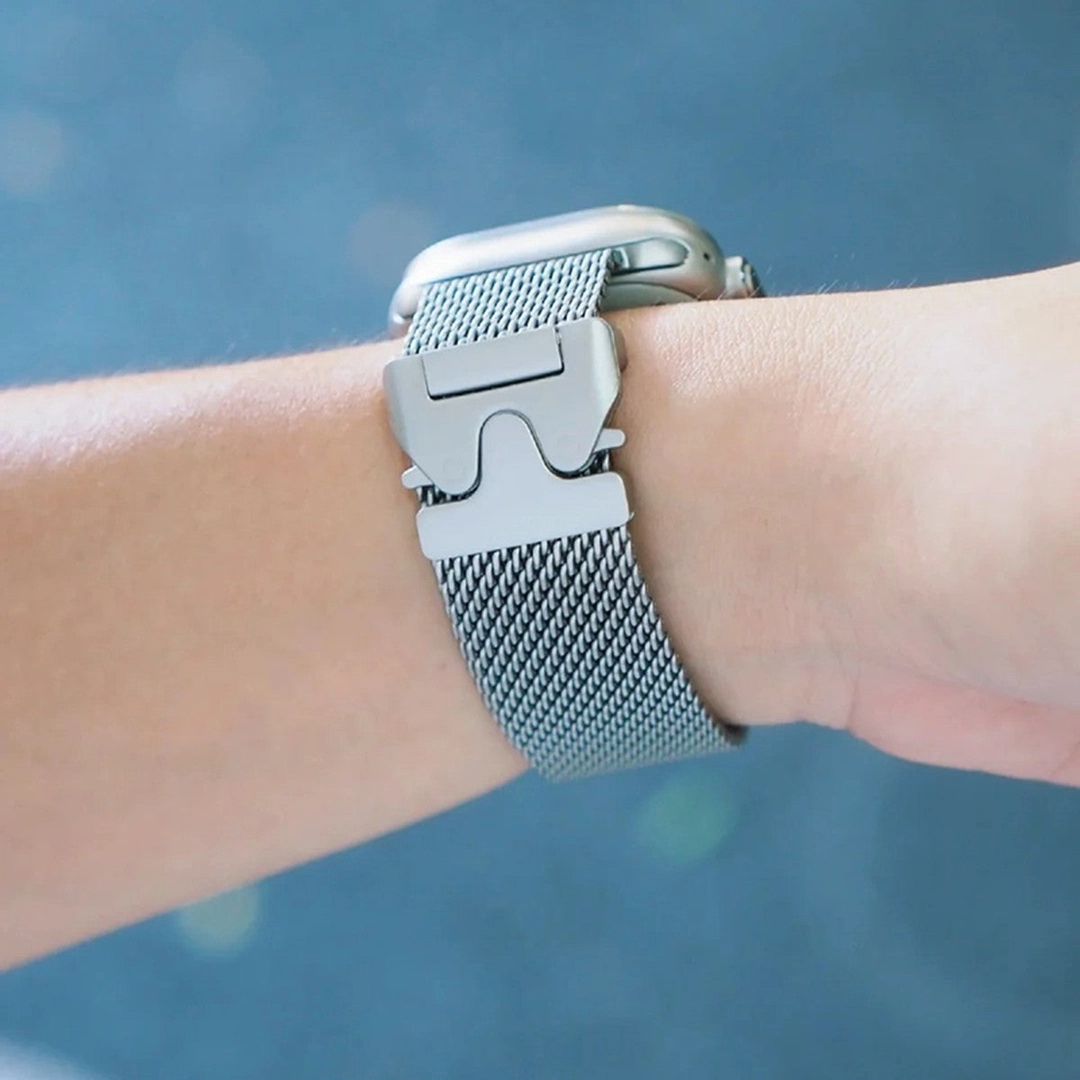Pulseira Milanesa Loop Luxo 42/44/45/47/49 mm